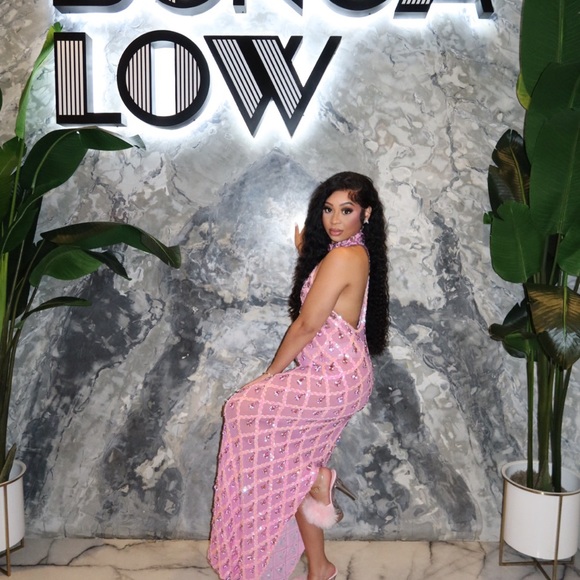 Beautiful chandelier Dress, only worn once to diner for about 2 hours. - Picture 4 of 4